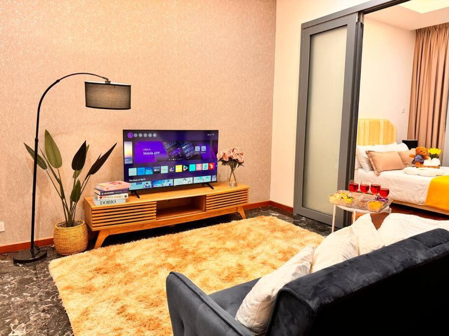 Modern 3min Klcc 2br 1-5pax Royce By Fantasy Pangsapuri *